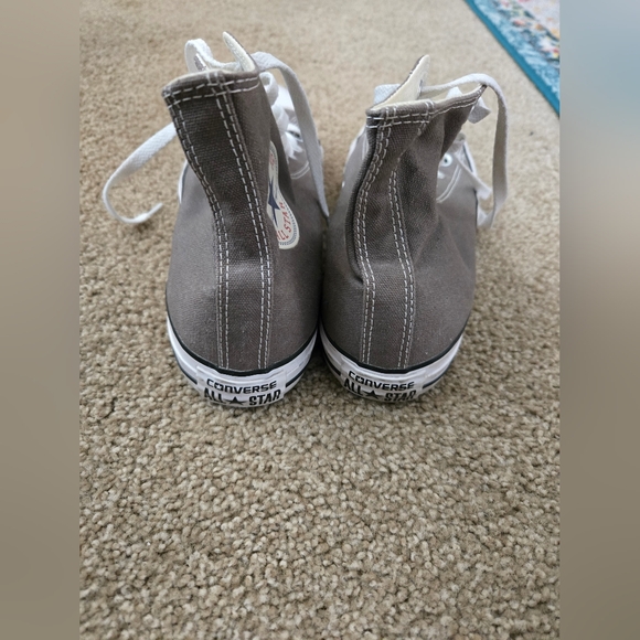 High Top Converse - Picture 4 of 7